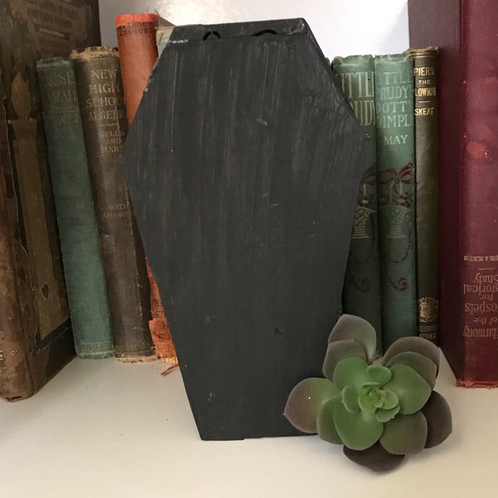 Mini Coffin - Picture 4 of 4